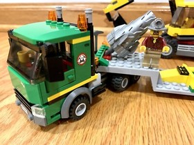 Lego 4203 City Excavator Transport Complete Set Minifigures