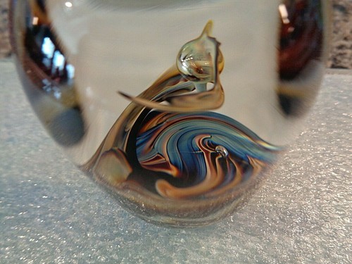 Signed 1989 Rebecca Stewart Art Glass Swirled World Paperweight - Bild 6 von 10