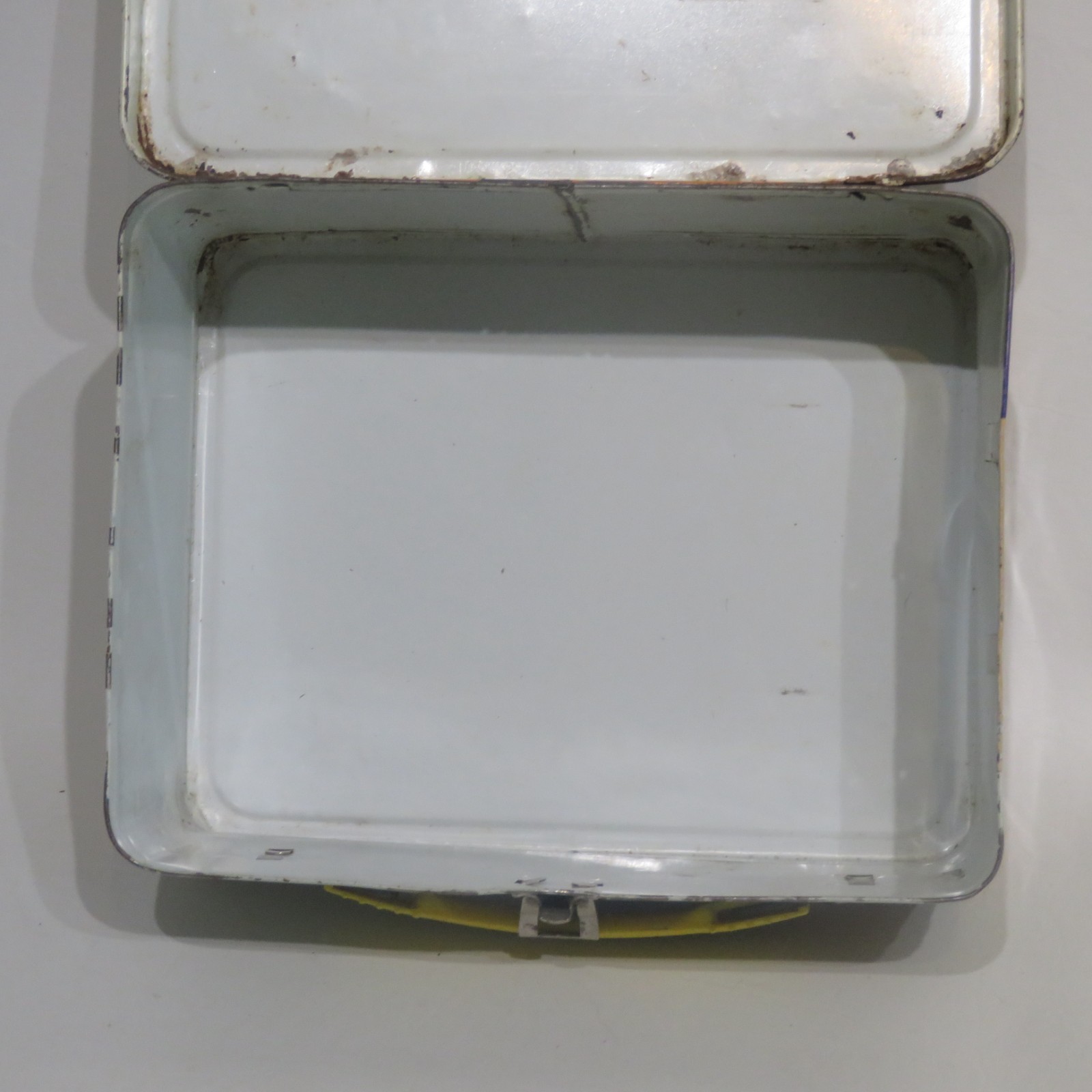 Picture 9 of 12