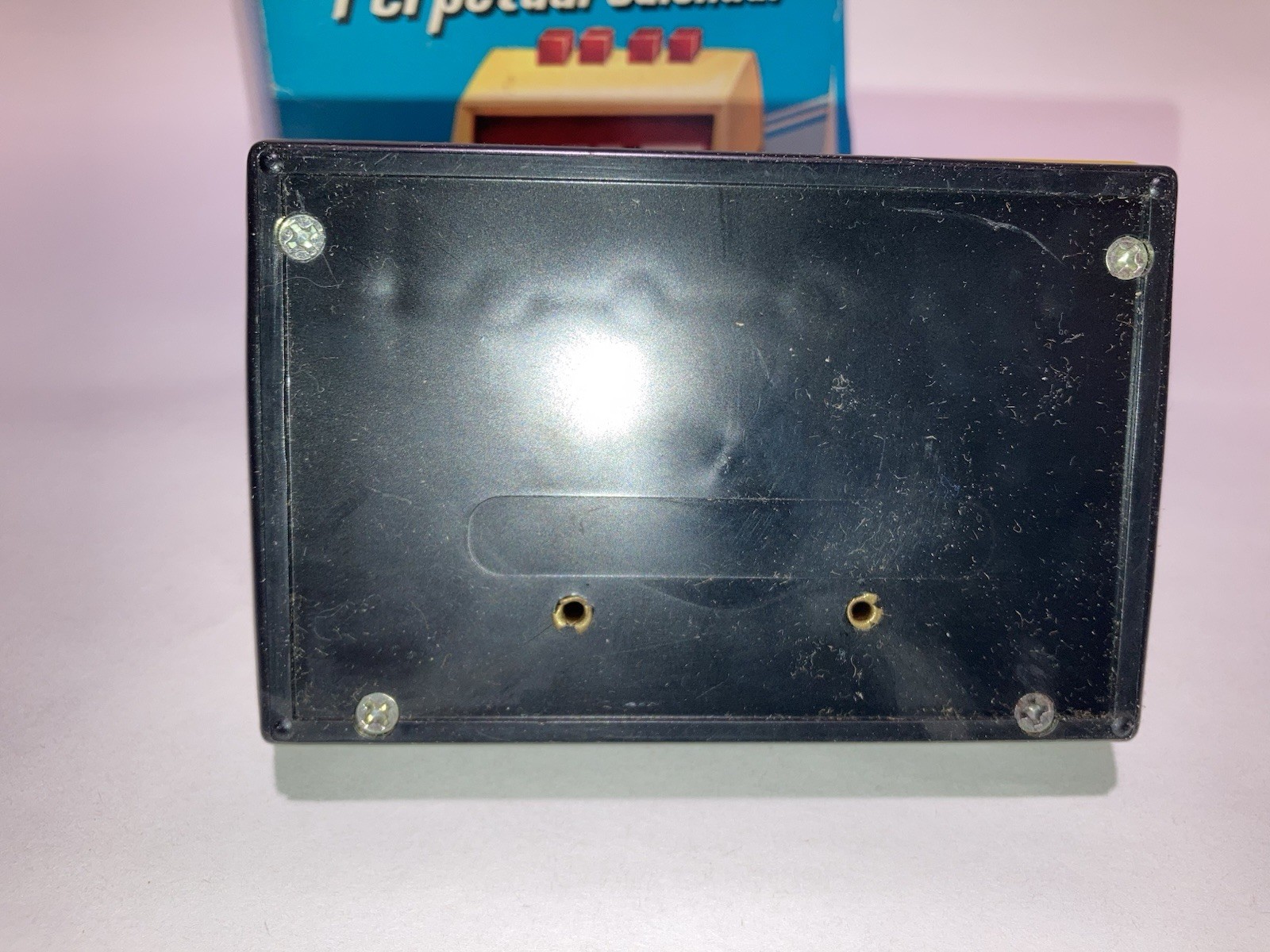 Perpetual Calendar Eagle Yellow No 1089