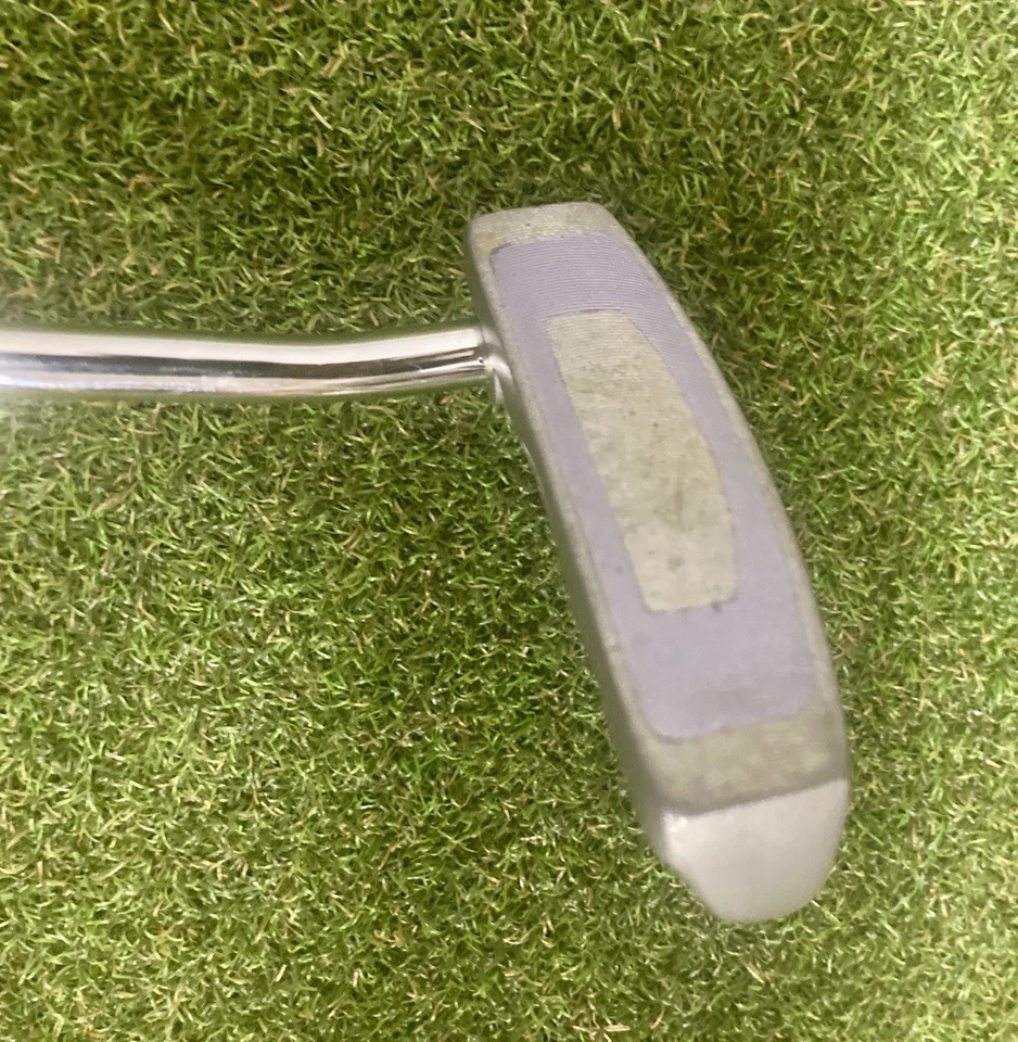 Lynx Regalia Golf Putter Womens RH - NICE SHAPE - 33” - Image 2 of 4