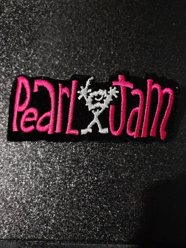 Pearl Jam Rock Band bestickt Bügelbild Aufnäher Patch 4 1/2 x 2'" - Bild 1 von 2
