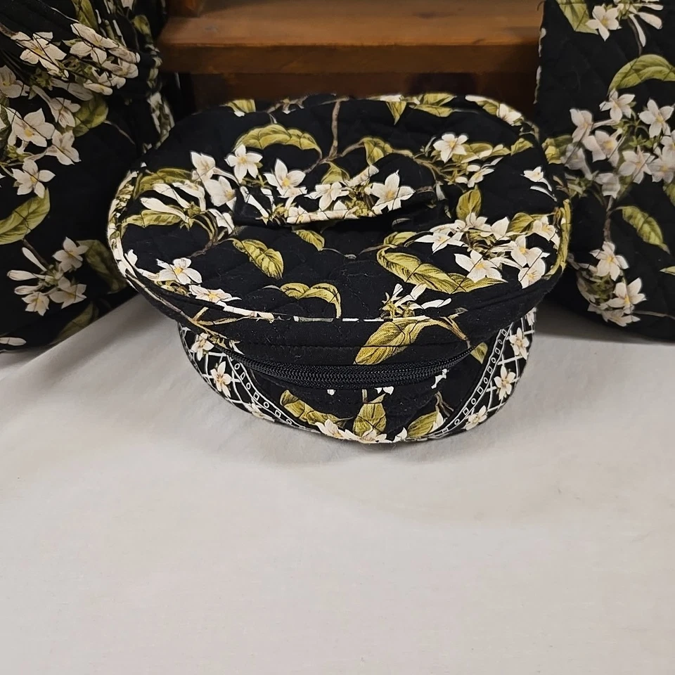 Vera Bradley Jasmine Travel Set 5 Piece Tote Duffle Makeup Hanging Shower Bag - Image 4 of 4