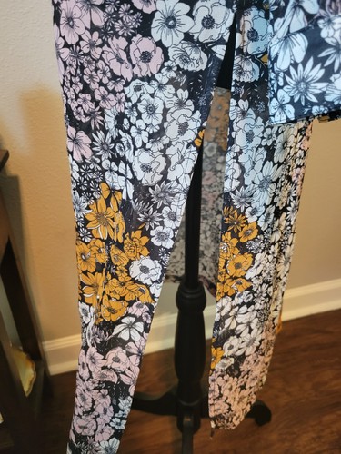 H&M Long Tunic Blouse , Black Pink Orange Floral, Button Up, Side Slits, Size 2 - Picture 5 of 13