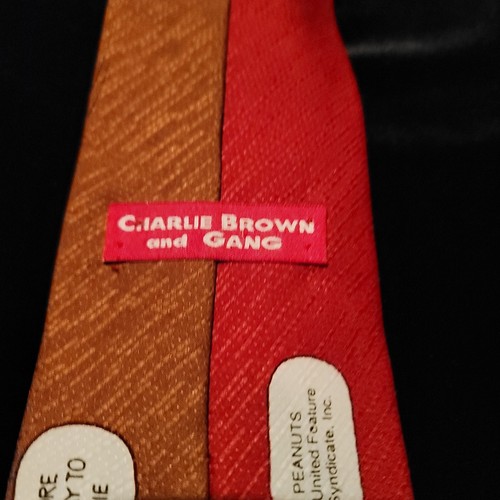 Vtg CHARLIE BROWN & GANG Snoopy Tie PEANUTS GOLF United Feature Syndicate USA - Picture 7 of 9