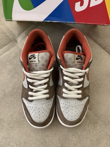 Size 9.5 Nike Crushed D.C. x Dunk SB Low Golden Hour (DH7782-001) - Picture 3 of 6