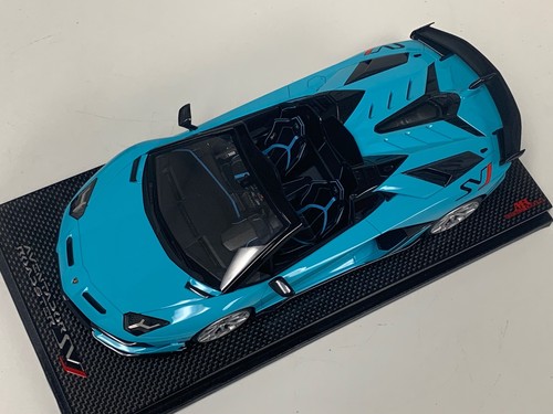 1/18 MR Collection Lamborghini Aventador SVJ Baby Blue Carbon Base 15 Teile FM15 - Bild 6 von 9