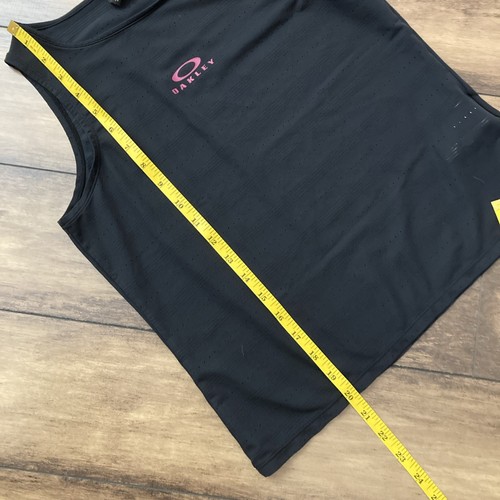 Oakley Women’s Black Tank Top With Pink Logo, Performance Fit Size Medium - Picture 11 of 11