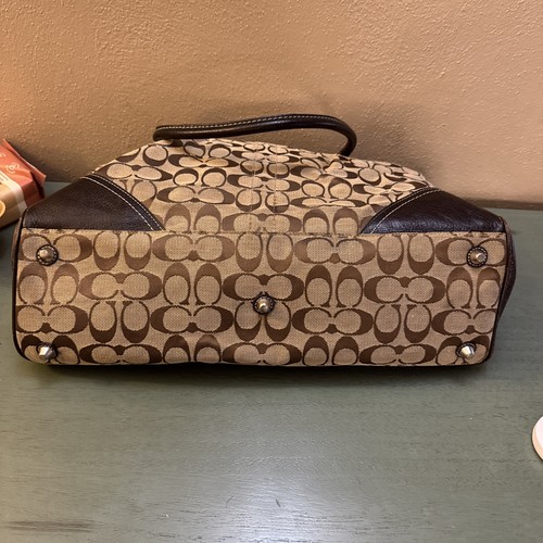 Borsa a tracolla Coach Hamptons marrone pelle cachi media con cintura Y2K vintage! - Foto 11 di 13