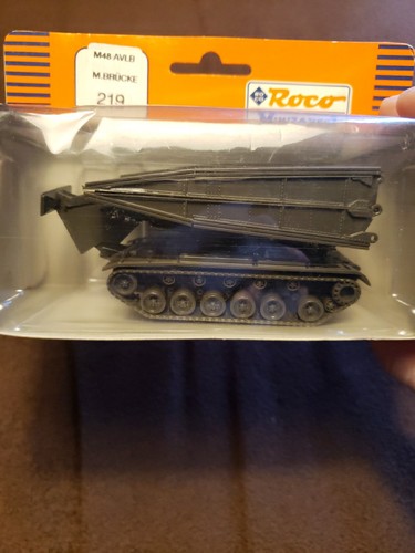 Roco Minitanks 1/87 New Modern US M48 AVLB Amphibious Bridge Layer  - Bild 8 von 15