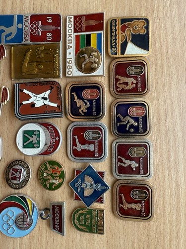 Set of badges Olympics-80 Olympic bears different sports USSR 31 pieces - Picture 2 of 7
