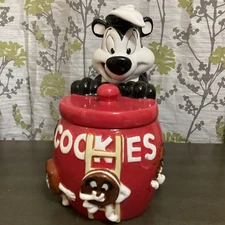 Vintage 1998 Warner Bros WB Studio Pepe Le Pew Cookie Jar 12” Rare Find!!!