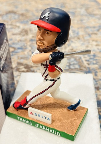 NUEVO EN CAJA Atlanta Braves Travis d'Arnaud Silver Slugger Bobblehead 2021 SGA - Imagen 3 de 10