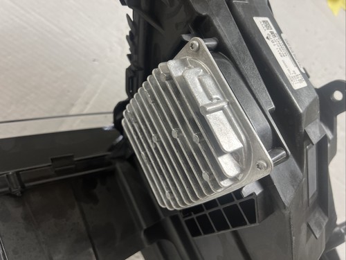 OEM 2019 2020 2021 CADILLAC XT4 RIGHT RH PASSENGER SIDE HID LED HEADLIGHT - Picture 7 of 13