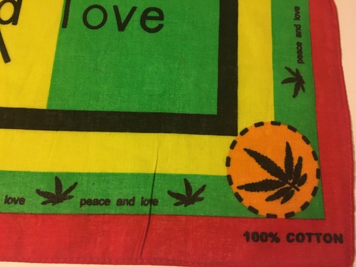 PACE AND LOVE RASTA CON ERBA IN VASO FOGLIE DI MARIJUANA, BANDANA100% COTONE. - Foto 3 di 3