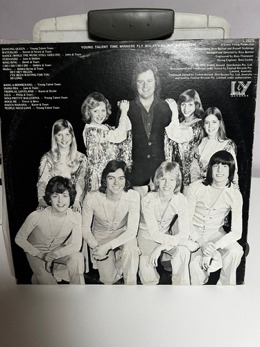 Young Talent Team – Salutes ABBA LP 1976 L25275 Festival Australia VG ABBA Cover - Picture 9 of 10