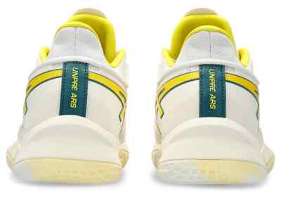 Asics Basketball shoes UNPRE ARS LOW Cream/Golden Yellow
