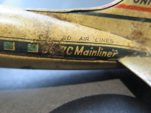 ET CO 50s JAPAN YONEZAWA TIN LITO FRICTION 4 PROP AIRPLANE UNITED AIRLINES DC-7C - Picture 8 of 18