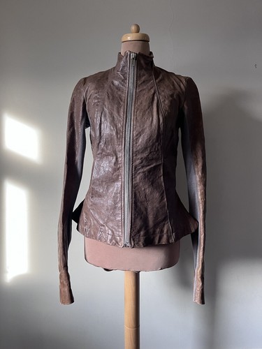 Rick Owens, Giacca aderente Rick Owens in pelle marrone con zip | Vintage anni 2000