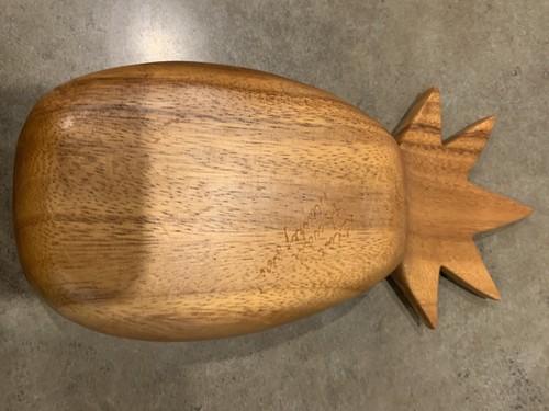 Vintage Monkey Pod Pineapple serving dish - Blair's Hawaii - Picture 6 of 7