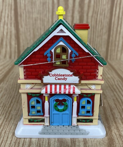 Cobblestone Corners Collection Candy Store Christmas Decoration 4.5” Building - Picture 1 of 13