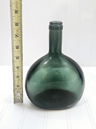 Vintage Set Of 2 Green Glass Wine Bottles Sogrape Portugal - Picture 12 of 16
