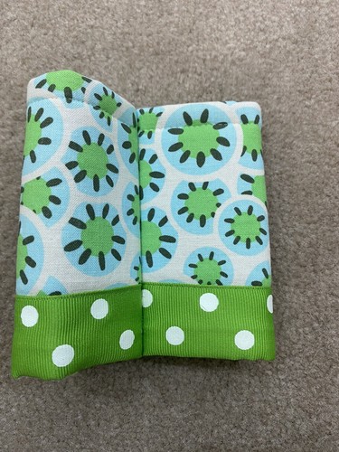 Chi Omega Bright Green Patterned Beverage Holder Koozie Sorority - Bild 2 von 6