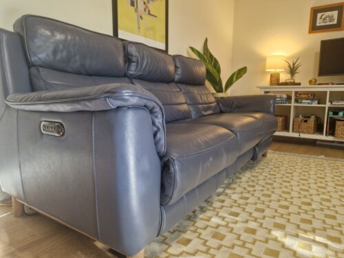 Nick Scali High Quality Leather Electric Recliner 3 seat Sofa Great Condition - Picture 8 of 11