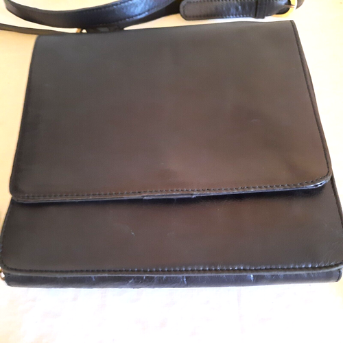 Tommy Bahama Unisex Black Leather Crossbody Handbag - Messenger Wallet - Picture 15 of 16