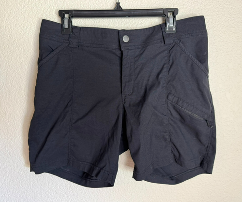 Duluth Shorts Womens Size 14 Black Hiking Outdoor Nature Nylon Pockets