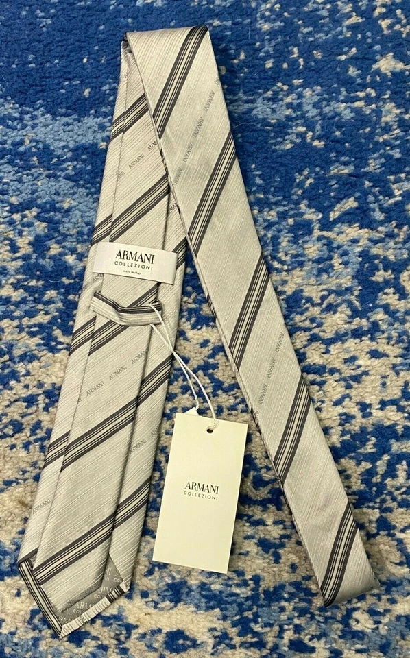 NUEVA Corbata Armani Collezioni Gris Plateado Logo Sesgo Rayas Seda Italia Foto 3 de 4