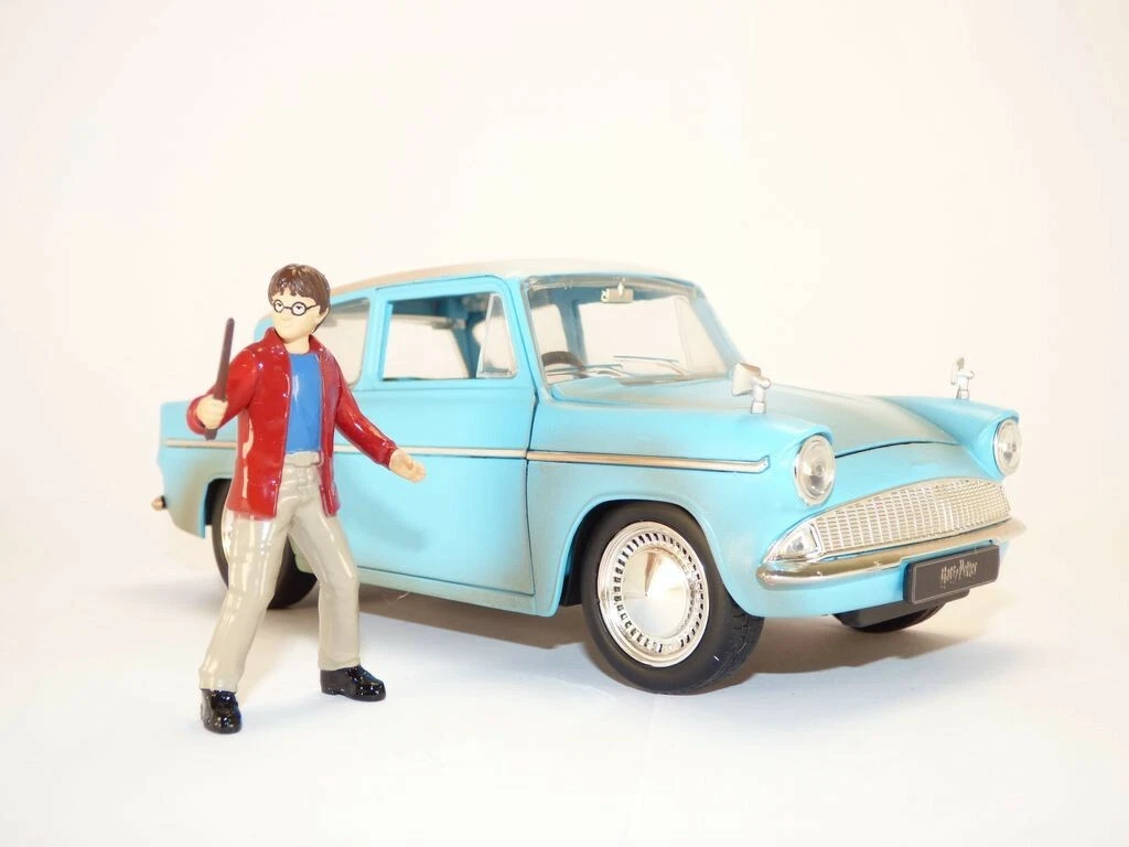 Ford anglia harry potter miniature 2025