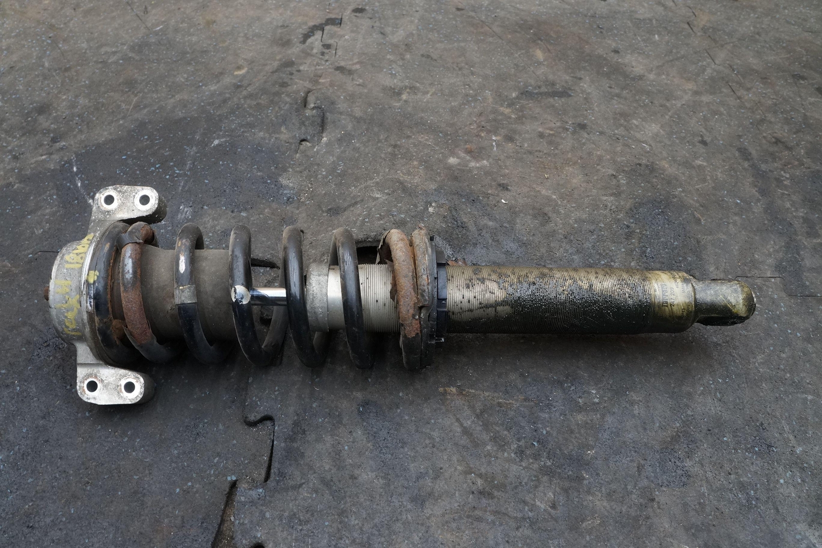 Rear Suspension LH / RH Shock Absorber Spring Coil Strut Ferrari California 2010