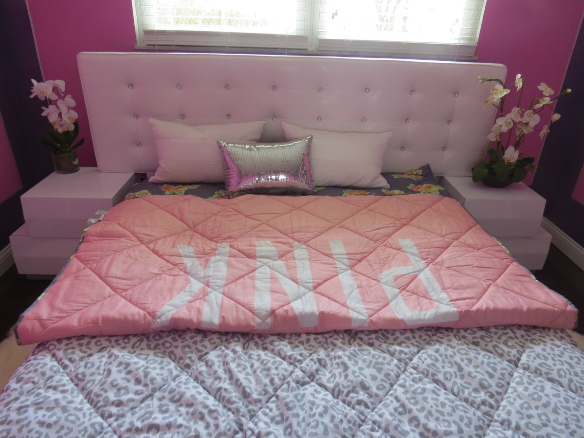 ★送料無料★新品★VICTORIA'S SECRET PINK★コンフォーター★ Victorias Secret Pink REVERSIBLE Bed In A Bag Twin XL