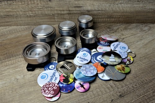 ebadges 'Micro' Multi Badge Maker - 750 componentes, cortadores circulares y 3 troqueles - Imagen 62 de 86