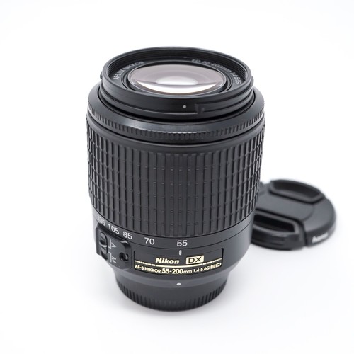 Nikon AF-S DX Nikkor 55-200mm f/4-5.6G ED Telezoomobjektiv - Top Zustand - Bild 1 von 8