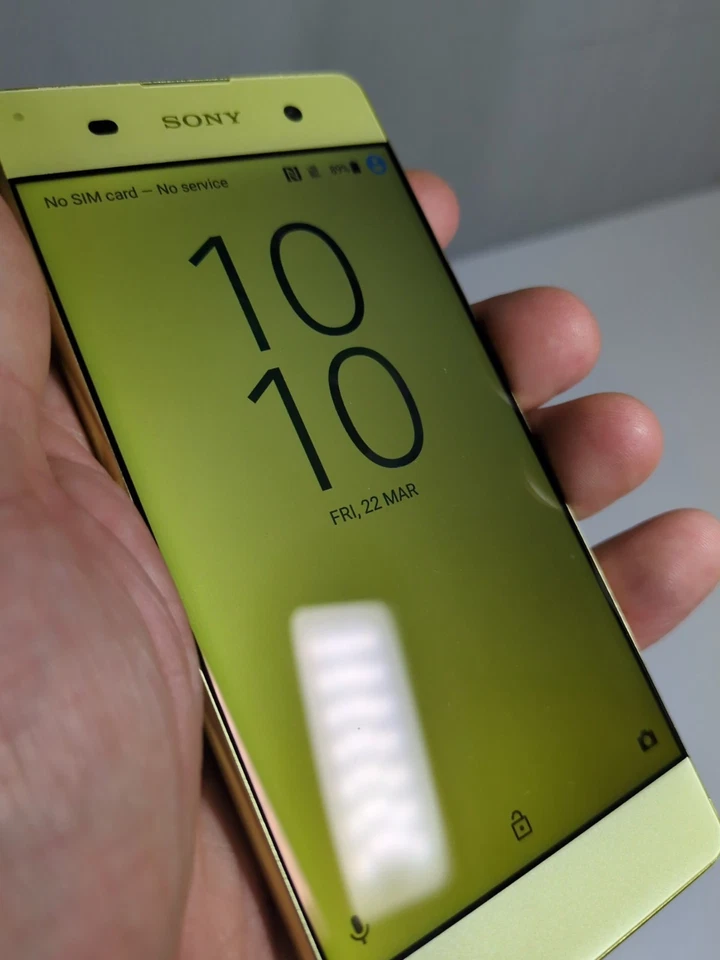 Sony Xperia XA (F3111) 16GB O2 Android Smartphone 16GB Grey 2016 - Image 3 of 4