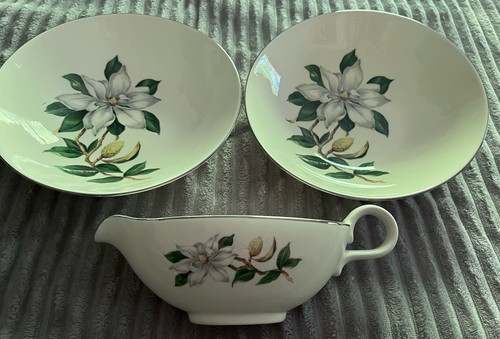 Vintage 1940’s Homer Laughlin Rhythm 2 Serving Bowls, Sauce Boat White Magnolia