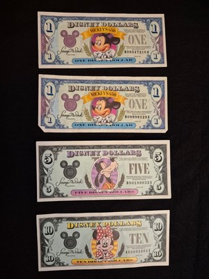 Disney Dollars 1ドル 5ドル 10ドル Lot of 4 RARE Disney Dollars $1 $5 $10 Mickey Goofy Minnie 1993