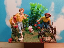 Presepe – Scenografia - Diorama - Contadini in raccolta frutta 15x10