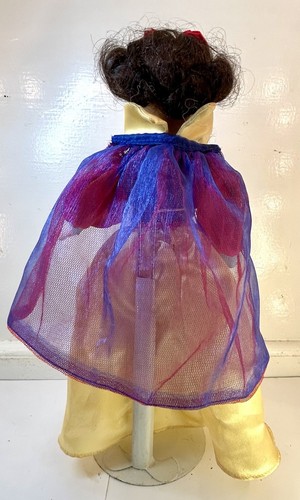 Vintage Snow White Porcelain Doll 12" Victorian Beauty Fairy Tale Princess - Picture 3 of 20
