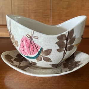 Vintage Red Wing Pottery Tampico Hand Painted Gravy Boat Underplate set.