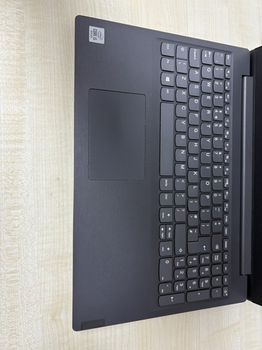 Lenovo V15-IIL Laptop i5-1035G1 4GB RAM 256GB SSD LCD Blemishes and Loose Key - Picture 9 of 22