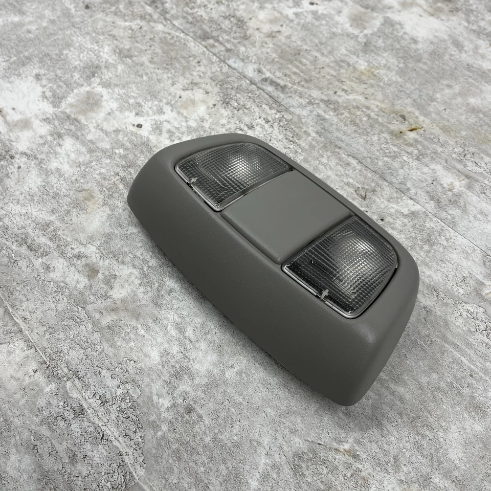 Nissan Xterra Frontier 2002-2004 domo delantero luz mapa gris claro Foto 2 de 4