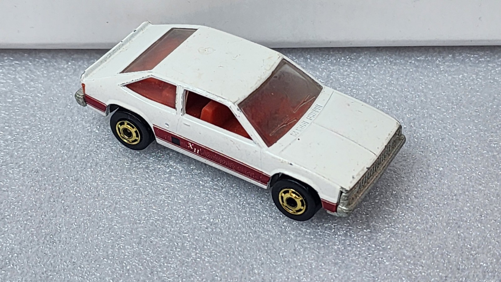 Picture 1 of 4