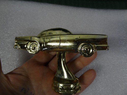 Vintage 1950’s Gold Tone Metal Classic Race Car Auto Show Award Trophy Topper 4" - Picture 8 of 11