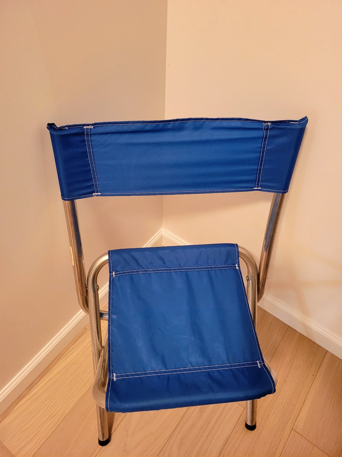 Vintage Coleman Company Aluminum Blue Camping Folding Chair Lightweight