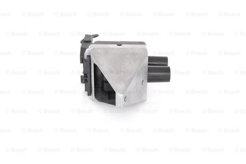 Bosch Ignition Coil for Mercedes-Benz 220 Ce Coupe 124 2.2L  M111.960 1992-1993 - Picture 3 of 5