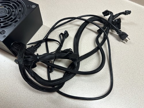 EVGA 600 BR 80 Plus Bronze 600W ATX Non-Modular Power Supply - Black - Afbeelding 4 van 6