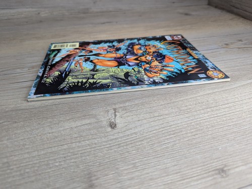 Catwoman DC Comics 3 Book Lot #0 Oct 94 #1 1994 Annual & #2 1995 Annual - Picture 13 of 24